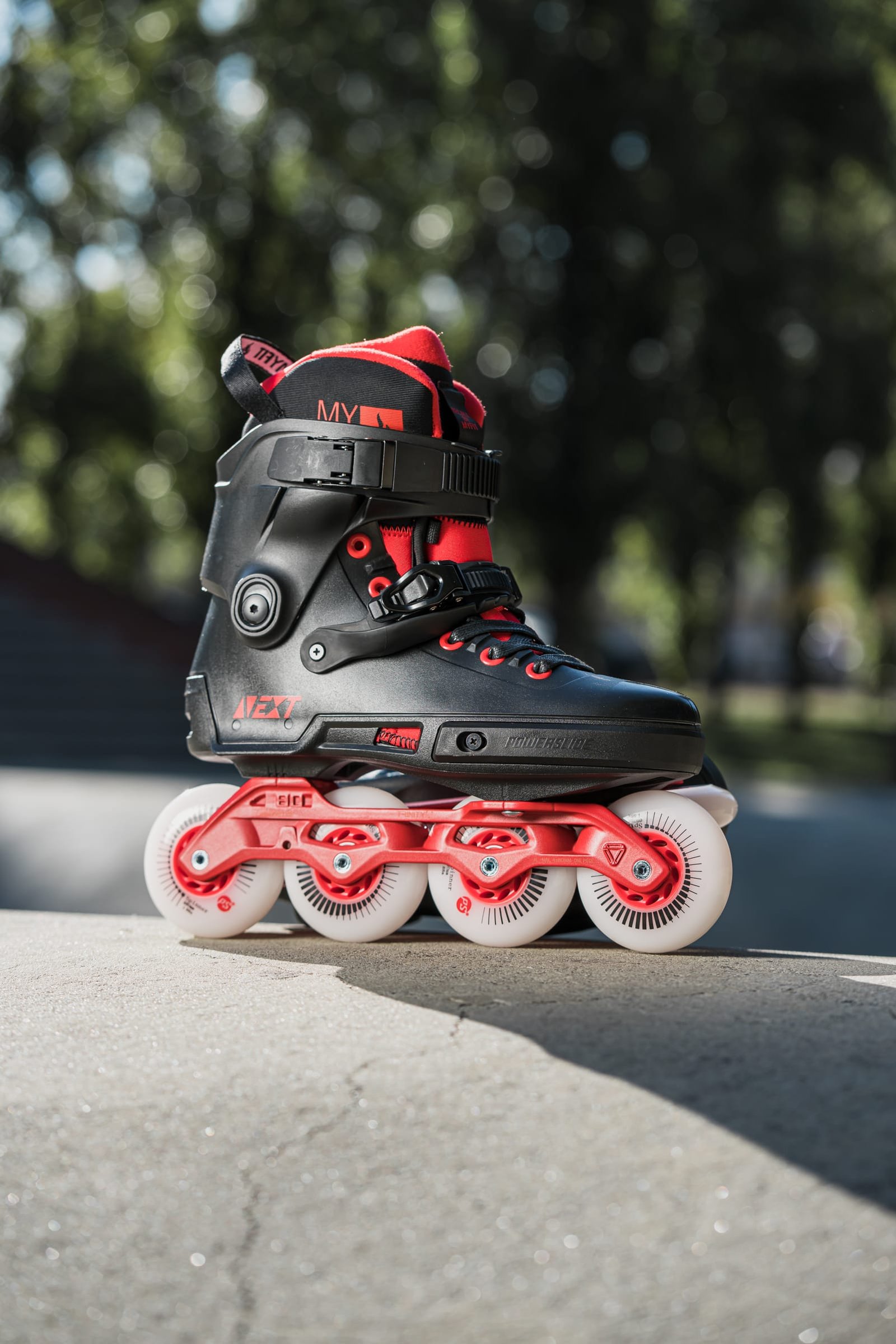 PATINES POWERSLIDE NEXT BLACK RED 80 - Image 25