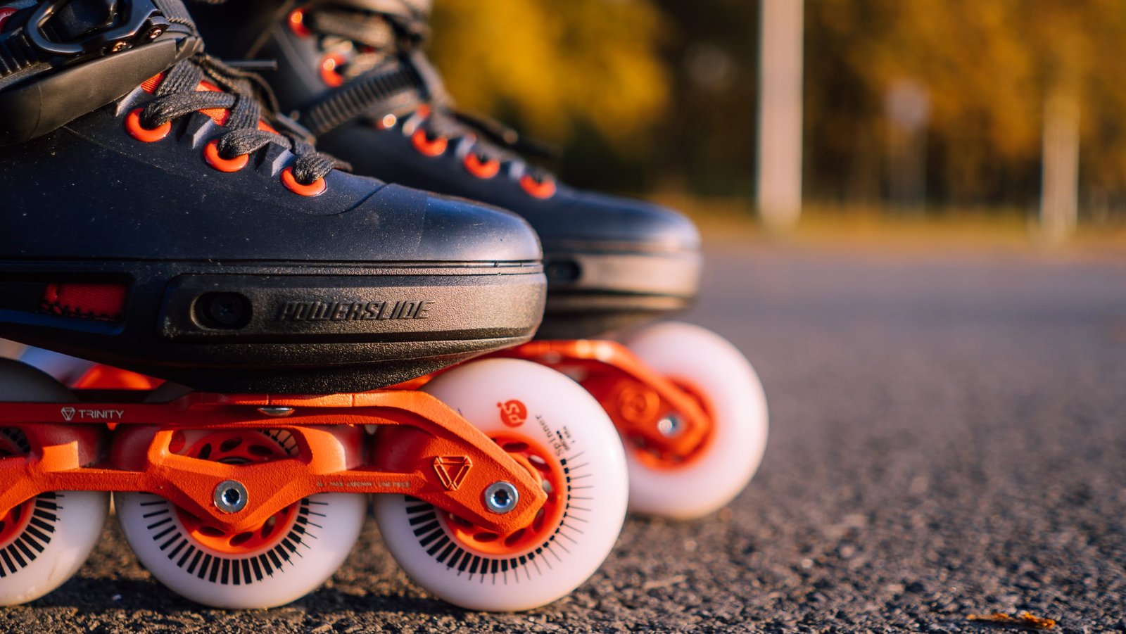 PATINES POWERSLIDE NEXT BLACK RED 80 - Image 22