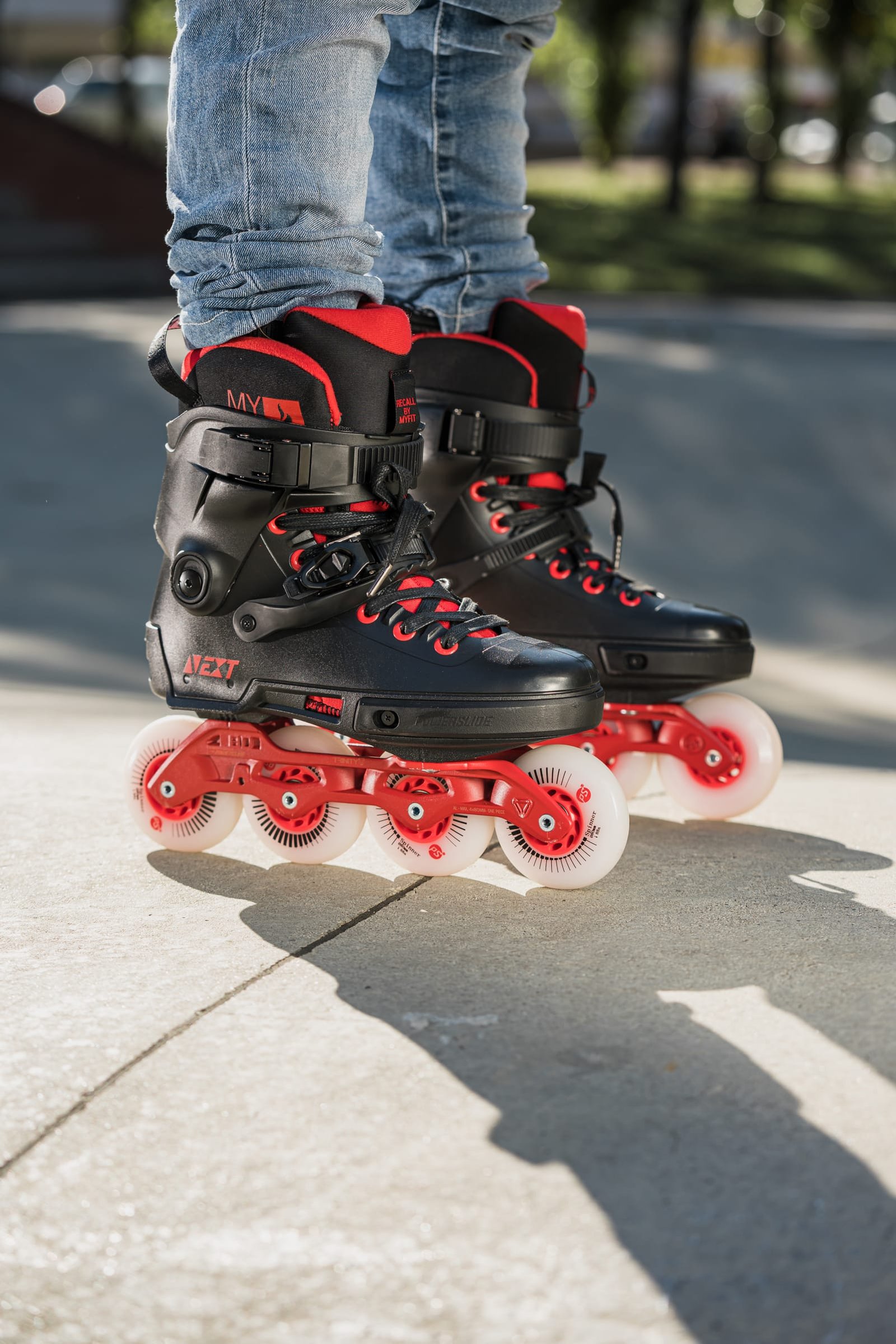 PATINES POWERSLIDE NEXT BLACK RED 80 - Image 10